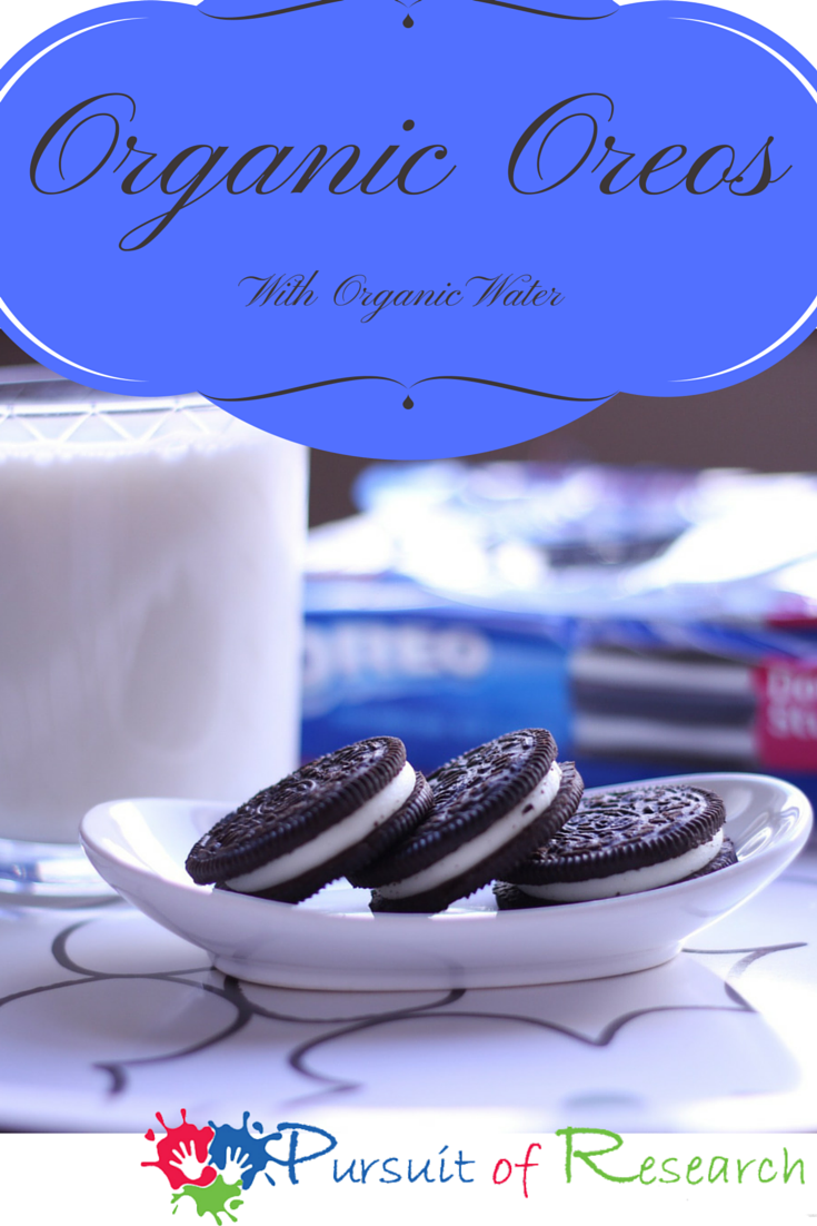 ORGANIC OREOS WITH ORGANIC WATER